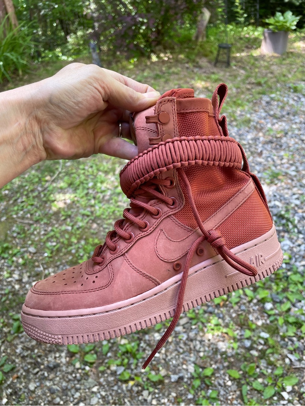 Nike SF Air Force 1 High Shoes Size 6 Woman’s 
Dusty Peach